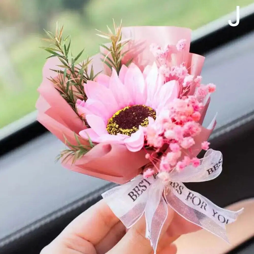 Dried Flower Car Air Freshener Car Air Outlet Aromatherapy For Girls Bouquet Auto Vent Clip Car Accessories Car Decoration