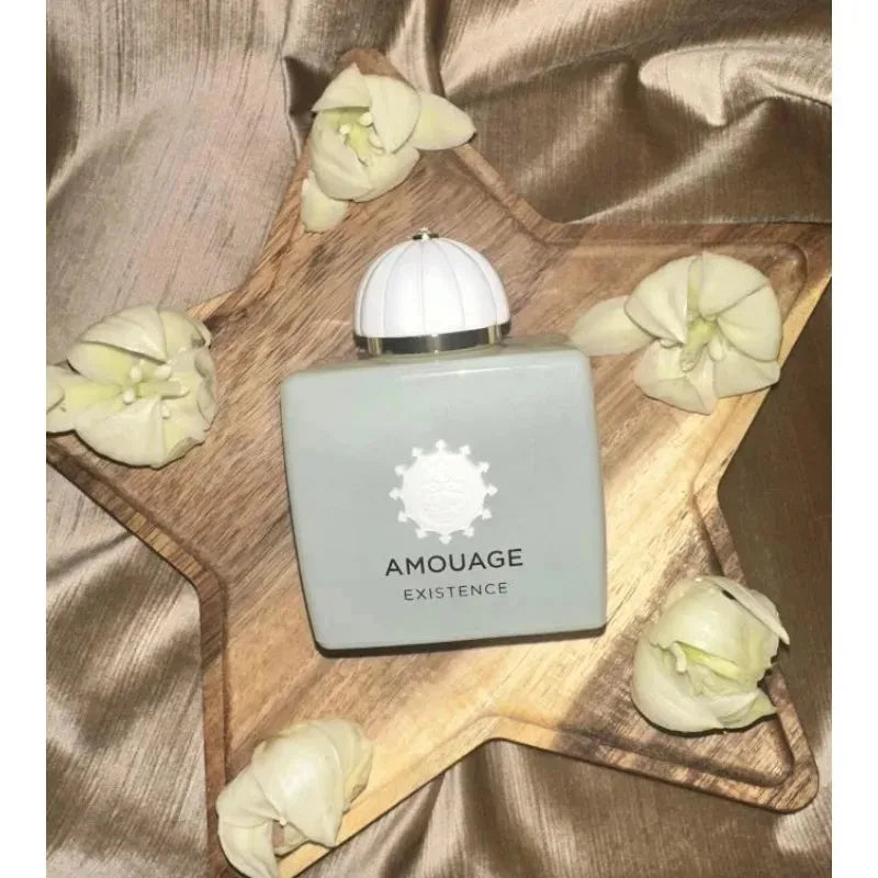 Women Woody Perfume Collection Long Lasting Elegant Floral Resin Warm Amber Notes for Romantic Evenings and Daily Sophistication