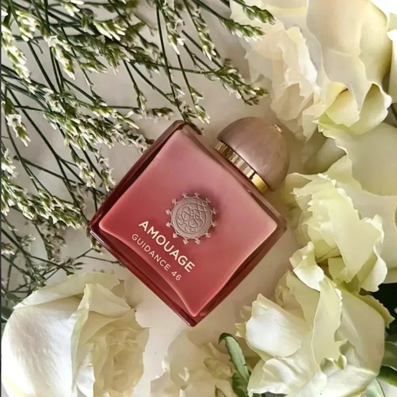 Women Woody Perfume Collection Long Lasting Elegant Floral Resin Warm Amber Notes for Romantic Evenings and Daily Sophistication