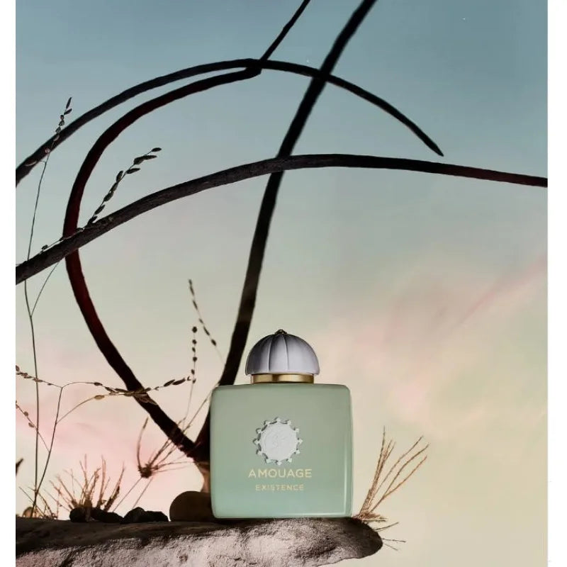 Women Woody Perfume Collection Long Lasting Elegant Floral Resin Warm Amber Notes for Romantic Evenings and Daily Sophistication